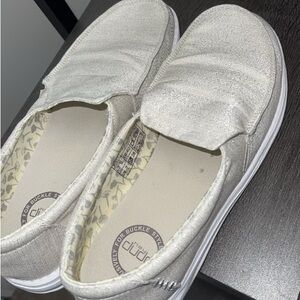 Women’s Hey Dudes sparkling cream/white